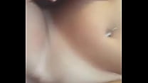 Лесбиянский секс пышногрудой телки с няшкой подругой с сексом страпоном перед вебкой